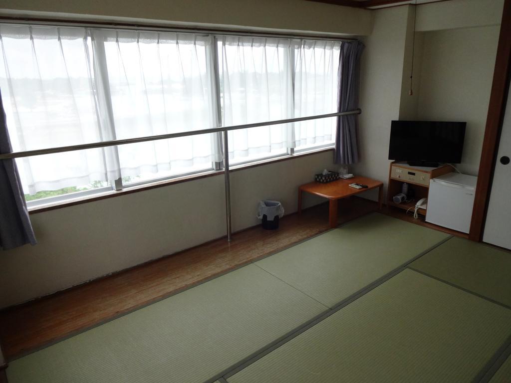 Hotel South Island Miyakojima  ภายนอก รูปภาพ
